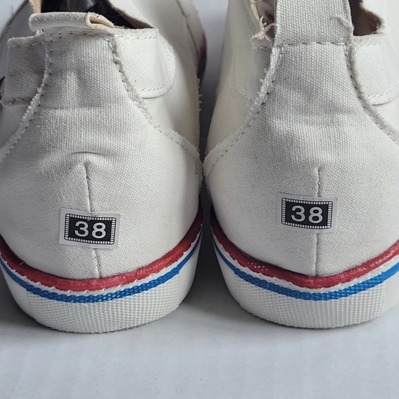 Women's Slip On  Fashion Sneackers - Picture 8 of 12